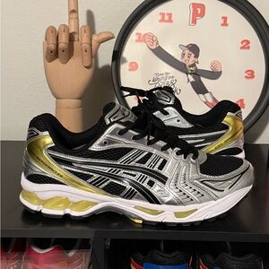 ASICS Gel-Kayano 14